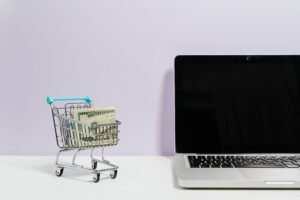 How to Make Money Selling Digital Products: A Beginner’s Guide